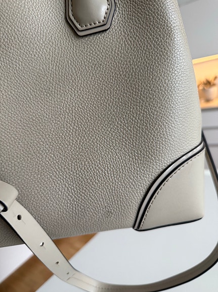 Product image 19 of 24