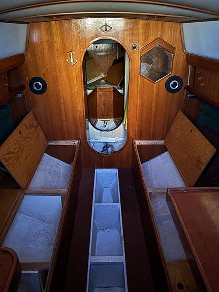 Segelbåt Cutlass 8 of 8