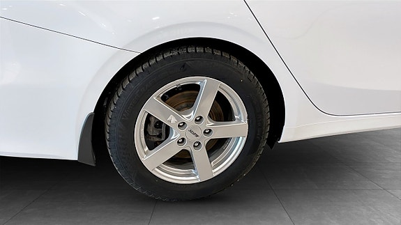 Kia Ceed 9 of 9