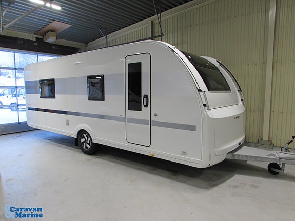 Adria Adora 613 HT / Alde/ Långbädd / Gasolugn