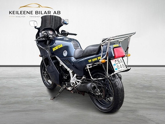 Honda Vf 1000 F2 9 of 18