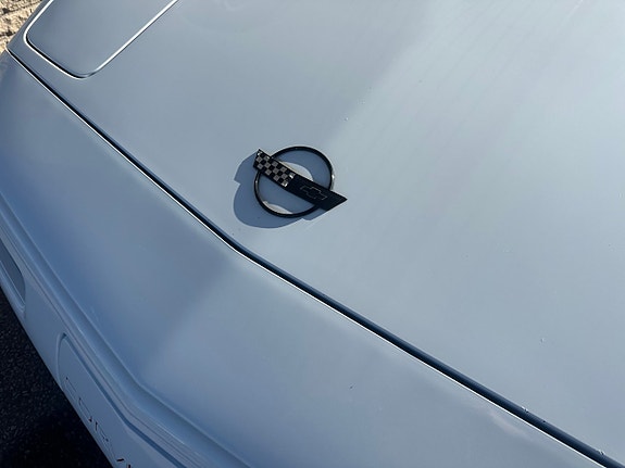 Chevrolet Corvette 18 of 19