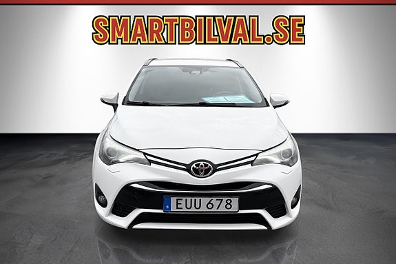 Toyota Avensis 27 of 30