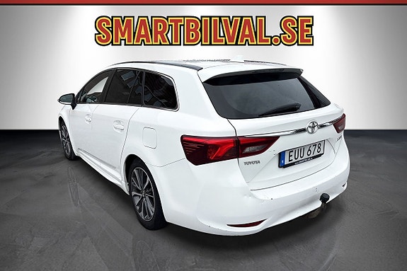 Toyota Avensis 22 of 30