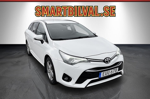 Toyota Avensis 3 of 5