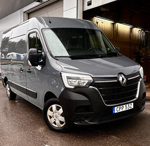 Renault Master 2 of 5
