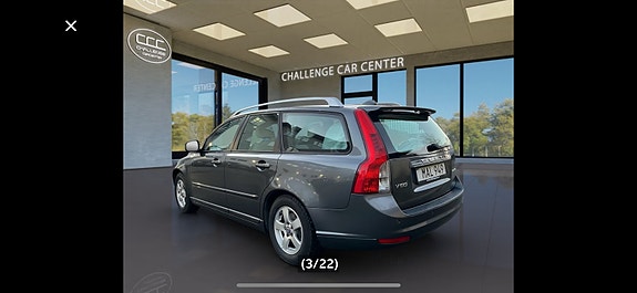Volvo V50 2 of 5