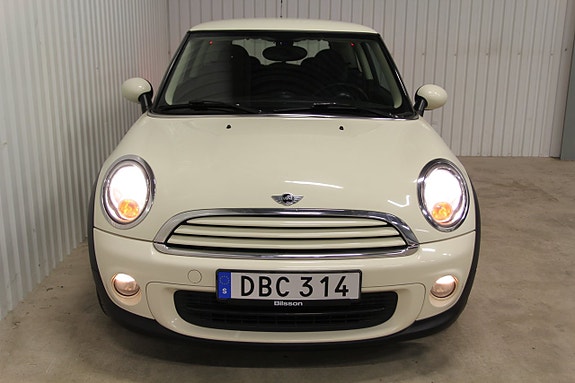 MINI One 4 of 5