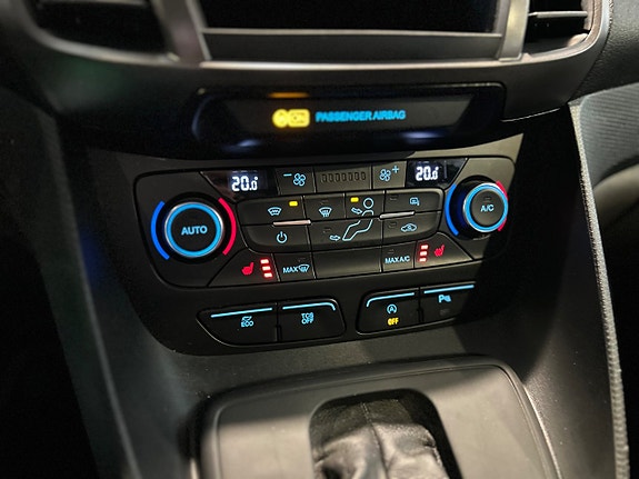 Ford Transit Connect 15 of 15