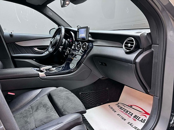 Mercedes-Benz GLC220 d 11 of 23