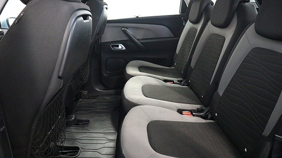 Citroen C4 Picasso 16 of 17