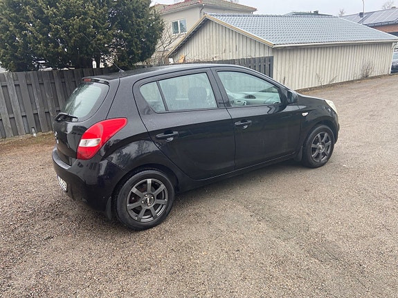 Hyundai i20 3 of 5