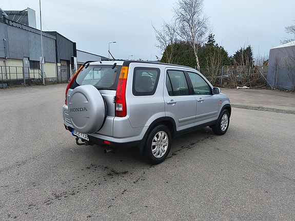 Honda CR-V 4 of 7