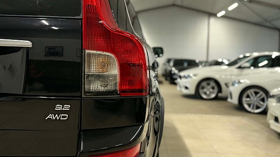 Volvo XC90 12 of 26