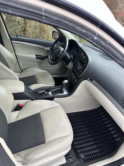 Saab 9-3 6 of 6