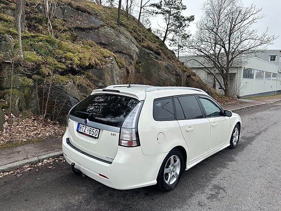 Saab 9-3 4 of 5