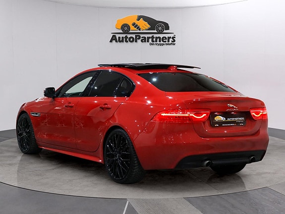Jaguar XE 5 of 30