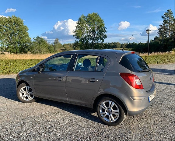 Opel Corsa 4 of 5