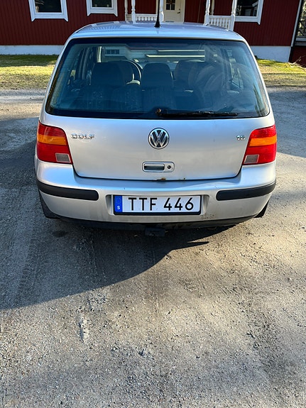 Volkswagen Golf IV 4 of 7