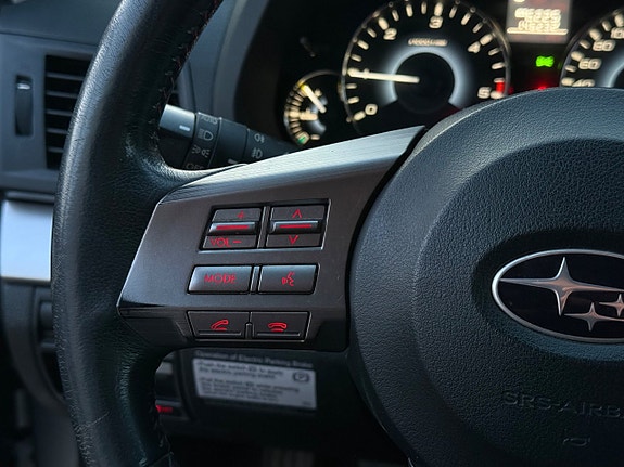 Subaru Legacy 16 of 25