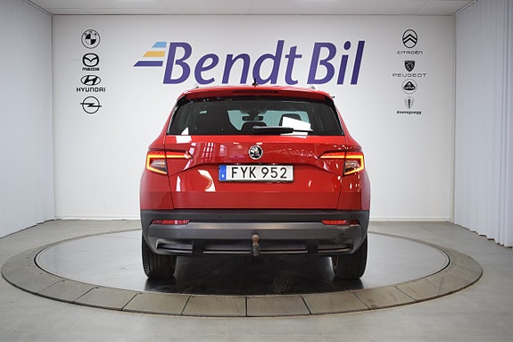 Skoda Karoq 2 of 5