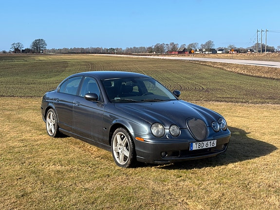 Jaguar S-TYPE 7 of 11