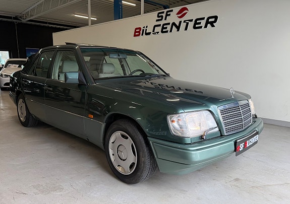 Mercedes-Benz E220