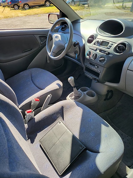 Toyota Yaris 5 of 5