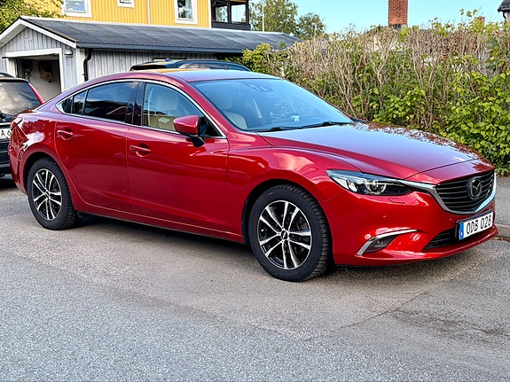 Mazda 6 2 of 15