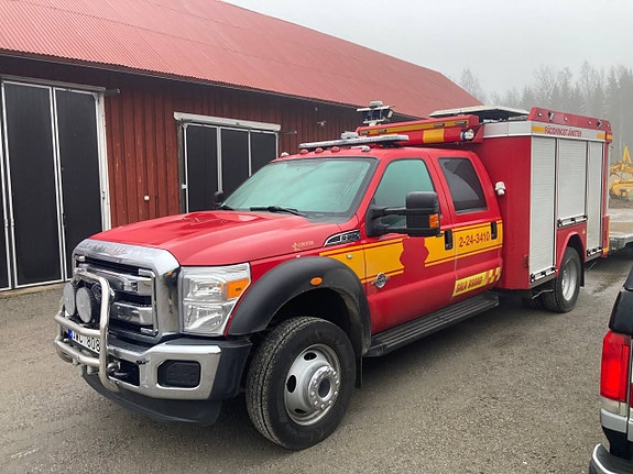 Brandbil Ford Tristar TSF550SD 4wd Endast 2578 mil