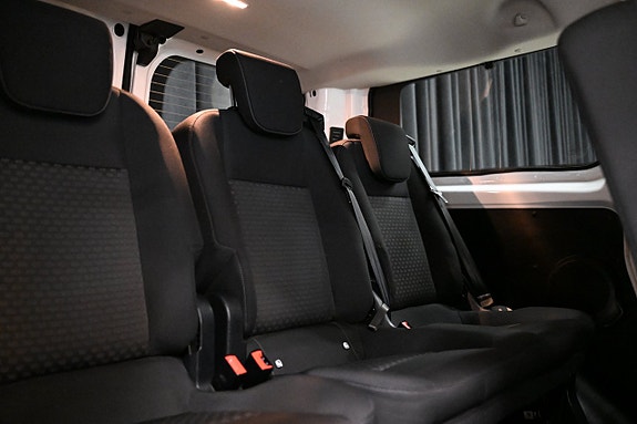 Ford Transit Custom 9 of 25