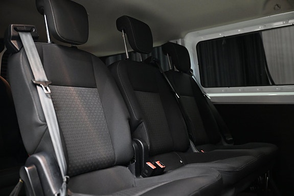 Ford Transit Custom 8 of 25