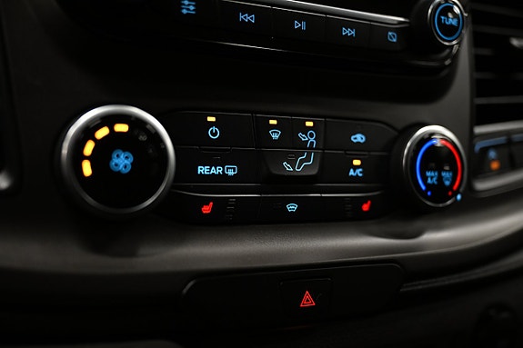 Ford Transit Custom 17 of 25