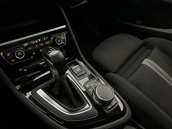 BMW 220d 24 of 28
