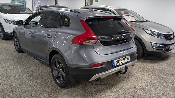 Volvo V40 Cross Country 5 of 5