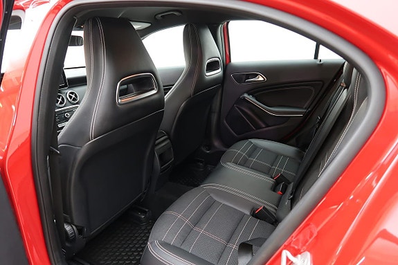 Mercedes-Benz A180 4 of 5