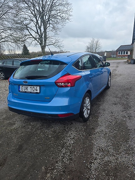 Ford Focus 4 of 5