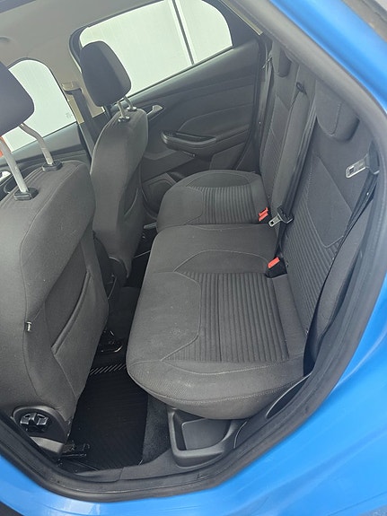 Ford Focus 6 of 8