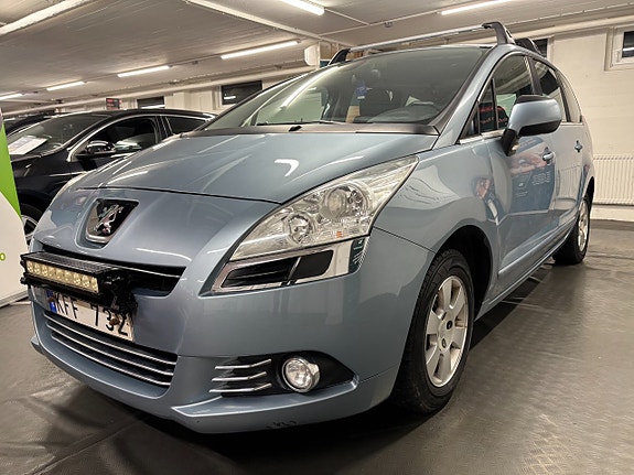 Peugeot 5008 3 of 5