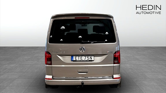Volkswagen Multivan 7 of 12