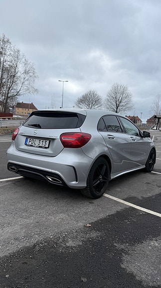 Mercedes-Benz A200 d 3 of 5