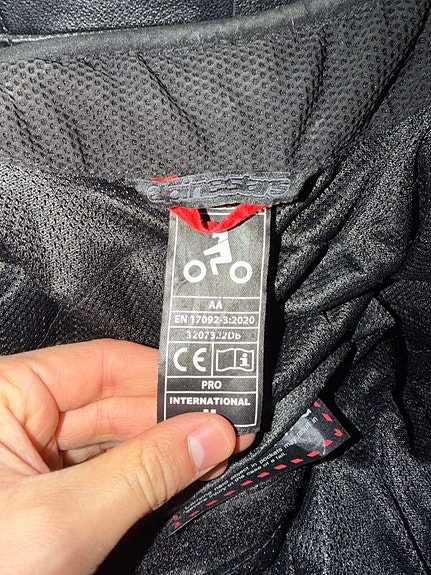 Product image 3 of 4