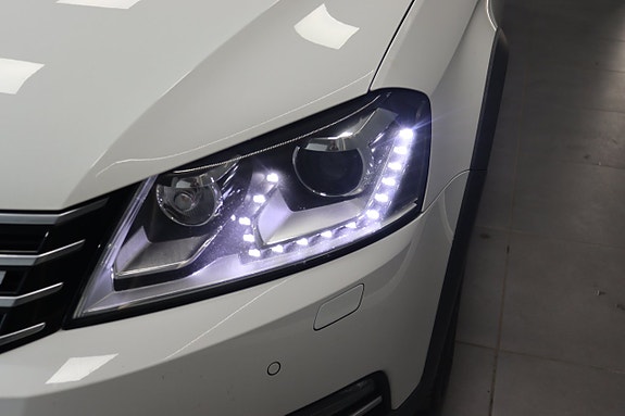 Volkswagen Passat Alltrack 8 of 27