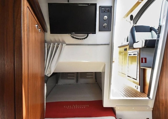 Grandezza 28 OC / Volvo Penta 260HK / 2017 / 7 739 kr/mån 11 of 12