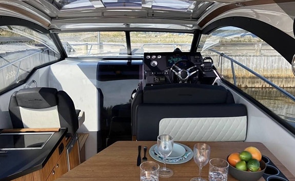 Grandezza 28 OC / Volvo Penta 260HK / 2017 / 7 739 kr/mån 8 of 12