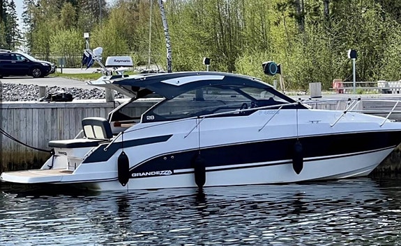 Grandezza 28 OC / Volvo Penta 260HK / 2017 / 7 739 kr/mån