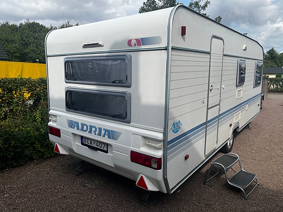Adria 542PK / Barnkammarvagn / Uthyres 3 of 6