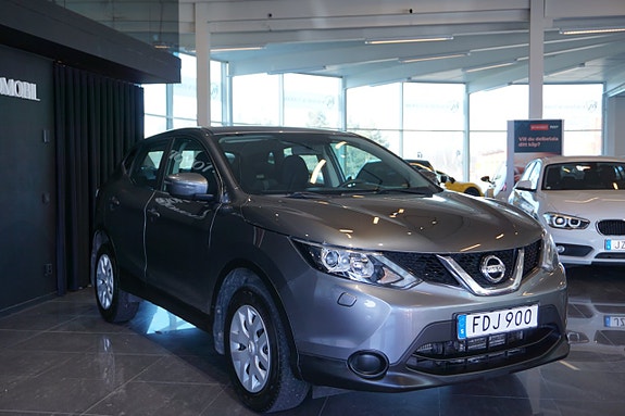 Nissan Qashqai 2 of 5