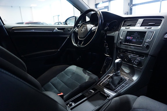 Volkswagen Golf Alltrack 14 of 14