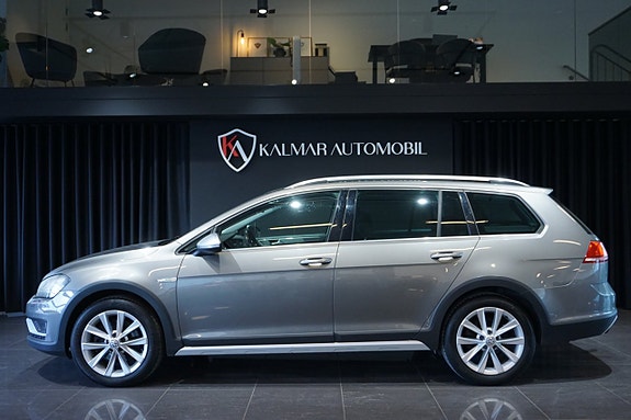 Volkswagen Golf Alltrack 3 of 14